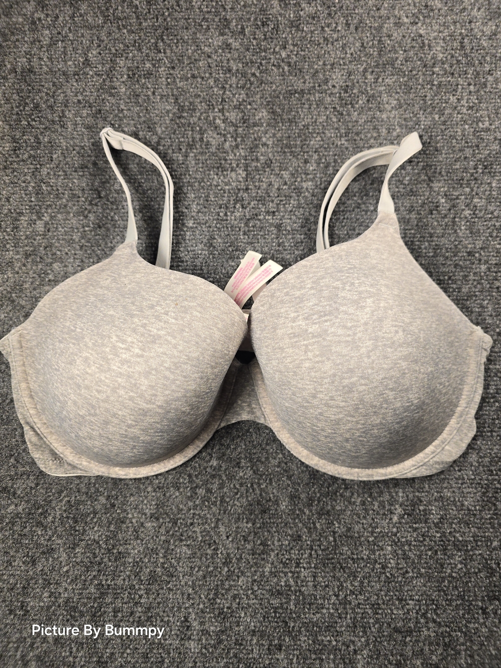 Victoria's Secret PINK heather grey underwire bra. Size 38 DD